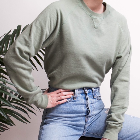 Brandy Melville Sweaters - LAST ONE! Brandy Melville Erica crewneck sweater